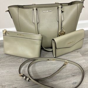 Michael Kors 3 Piece Handbag Tote Set